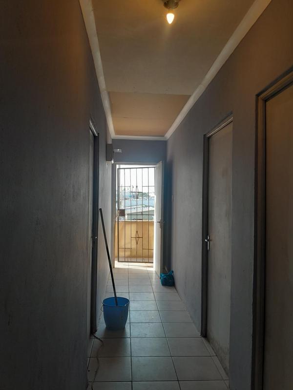 10 Bedroom Property for Sale in Zwelihle Western Cape